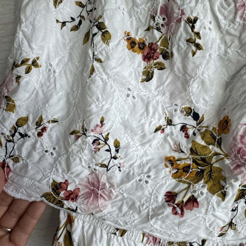 white floral American Eagle Outfitters romper Off The Shoulder Ruffled Eyelet M - Picture 4 of 11